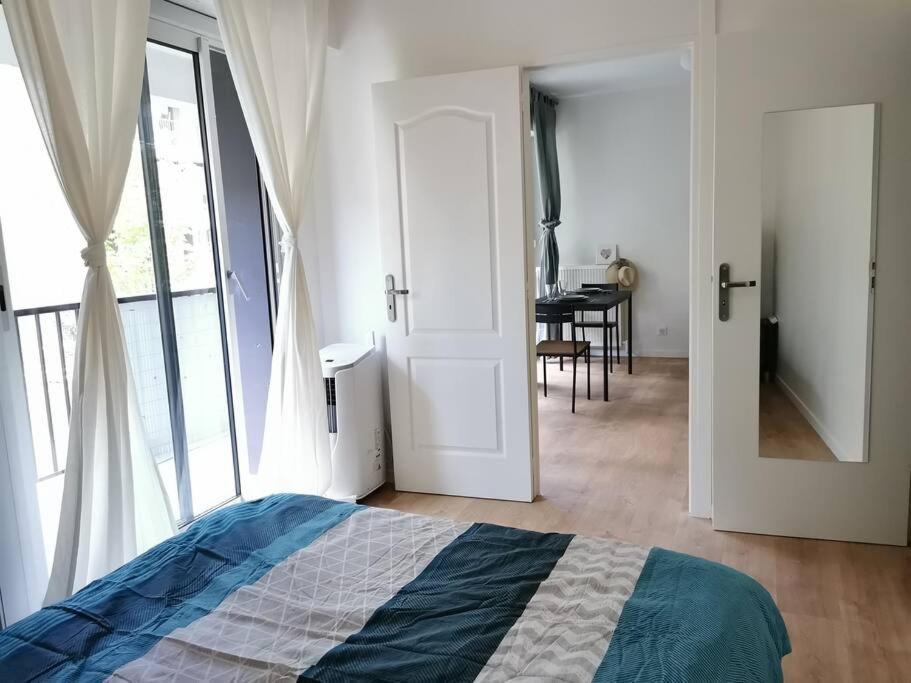 Cosy Apartment At Merignac-Centre Екстер'єр фото